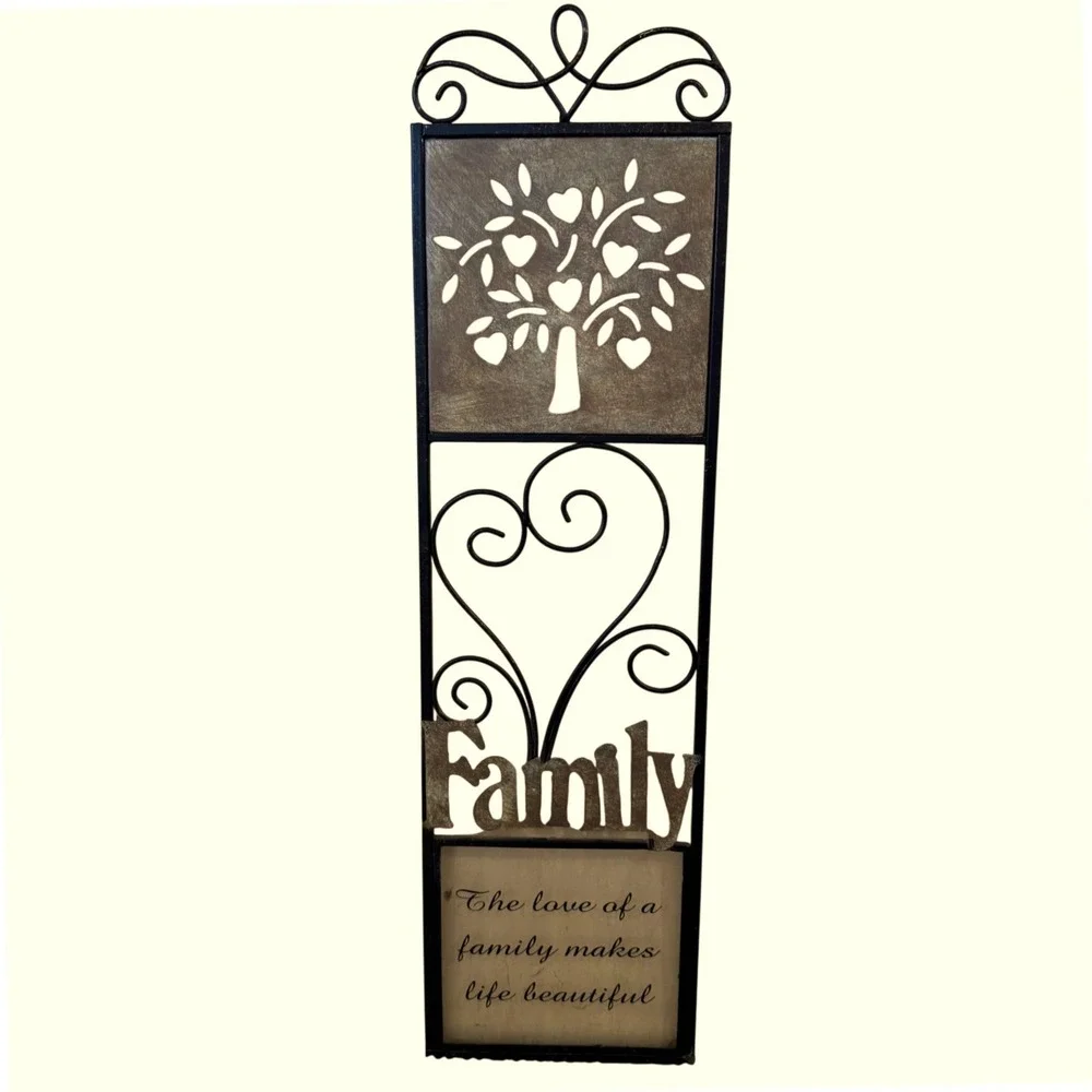 Rustic Metal Family Tree Wall Plaque